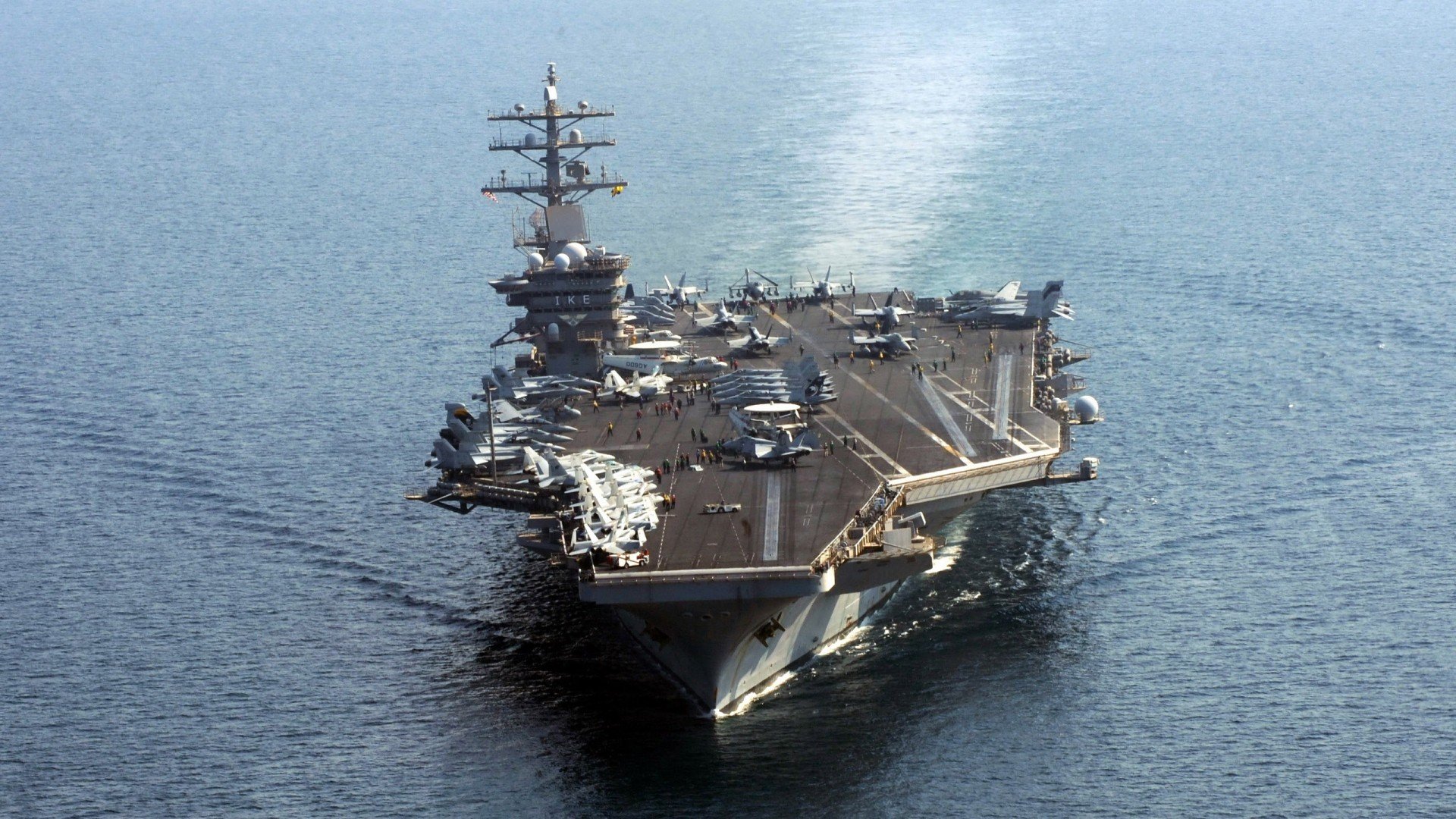 雷暴中的挑战:天公不作美的比赛瞬间,天公不作美什么意思下一句